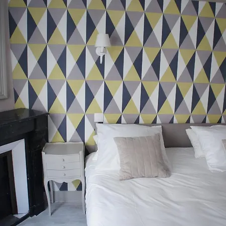 Hotell La Petite Cour 3*